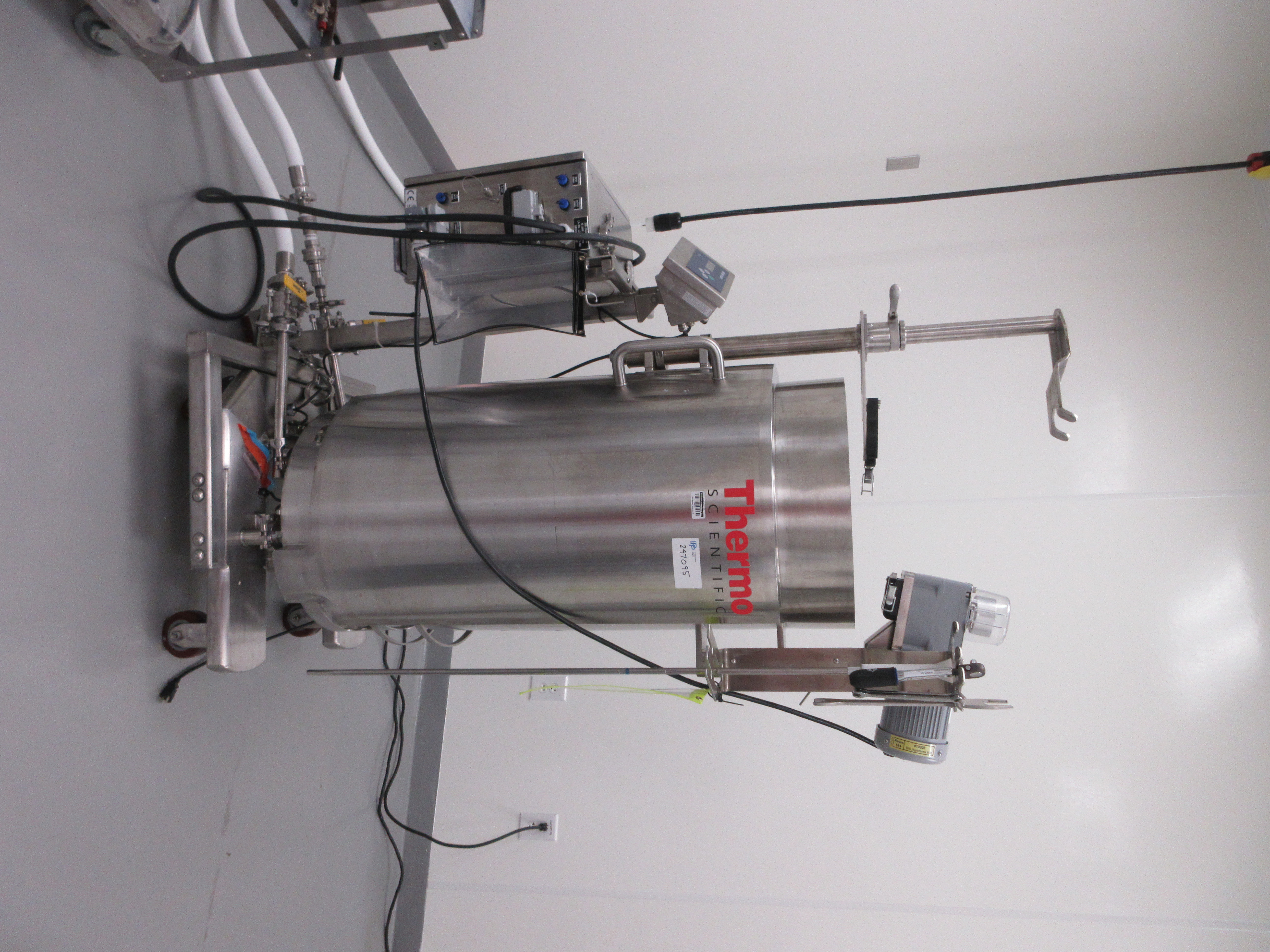 Single Use Mixing Tank with Dimple Jacket and Touchscreen Control - IPP# 247095