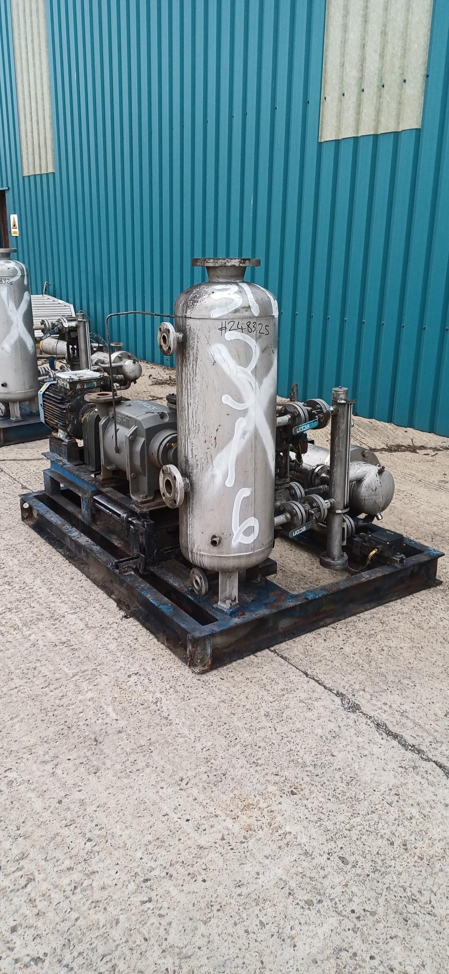 Carbon Steel Sterling Fluid Systems LPHX 55312 AB AGE 0E 1 Vacuum Pump - IPP# 248325