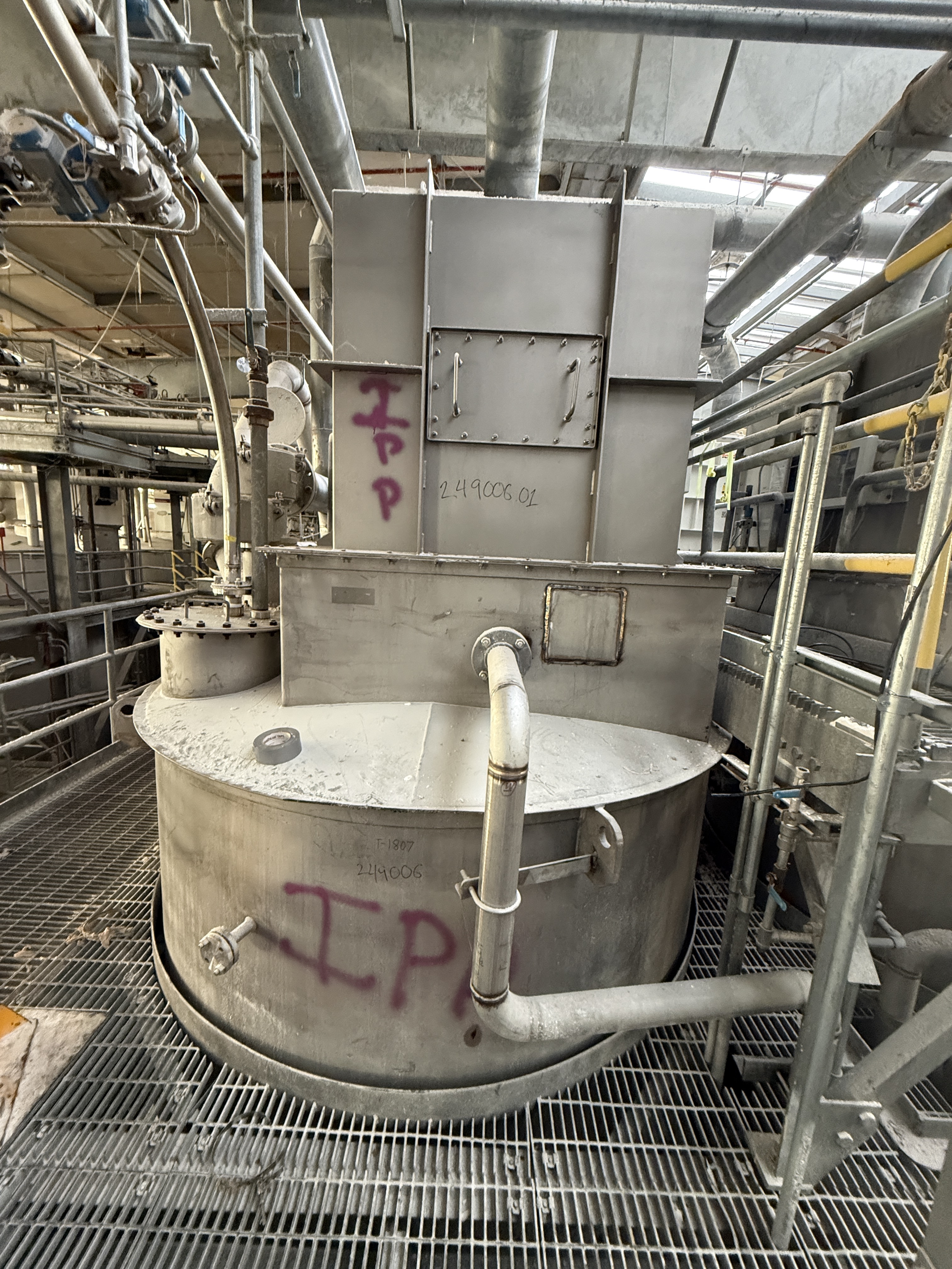 11,400 Gallon Stainless Steel 304 Tank with Dust Collector - IPP# 249006