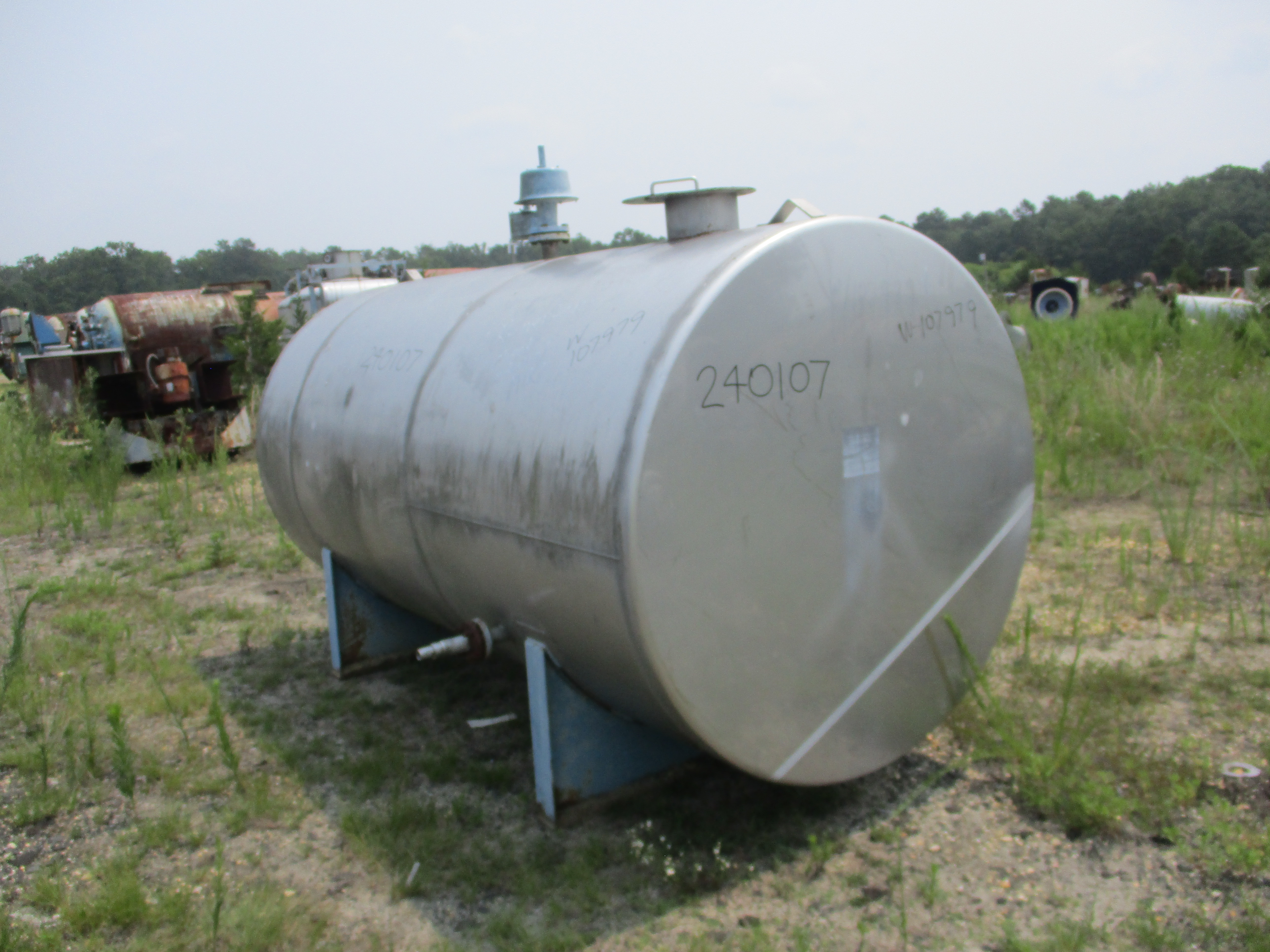 IPP# 240107, 4,921 L (1,300 gallons)  Stainless Steel 304  Tank For Sale