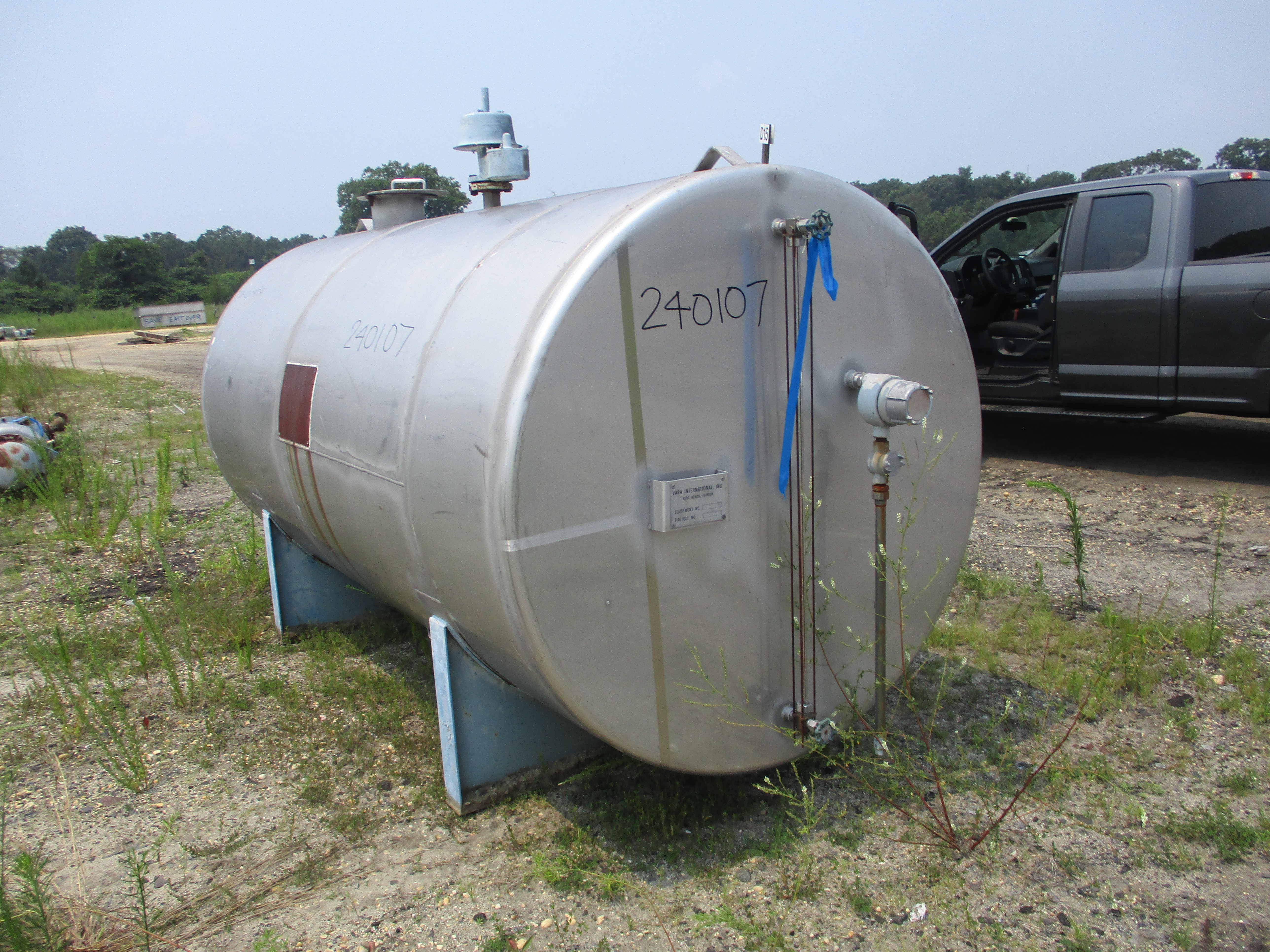 IPP# 240107, 4,921 L (1,300 gallons)  Stainless Steel 304  Tank For Sale