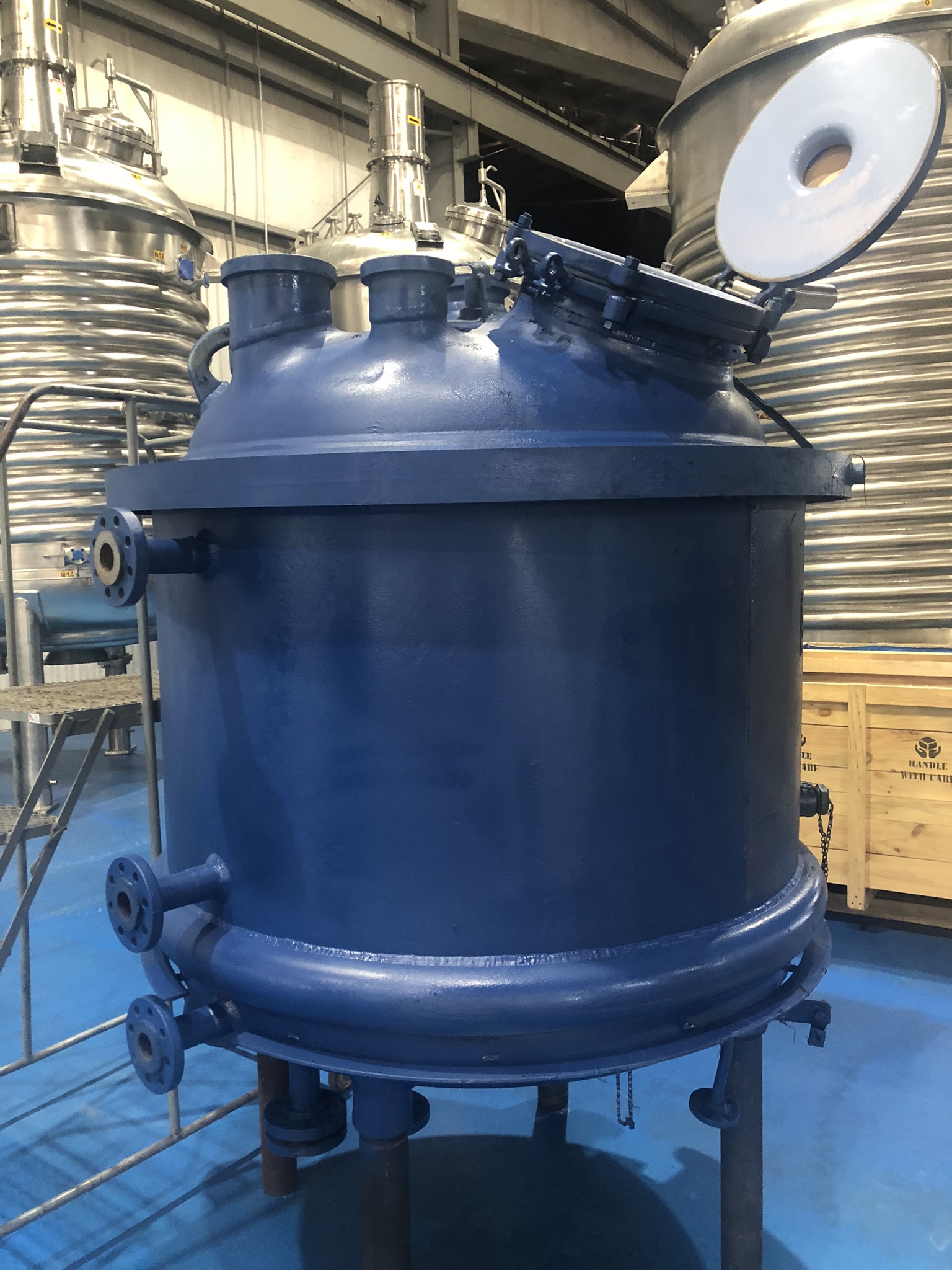 IPP# 241119, 1,136 L (300 gallons)  Glasslined Batch-Type Agitated Reactor For Sale