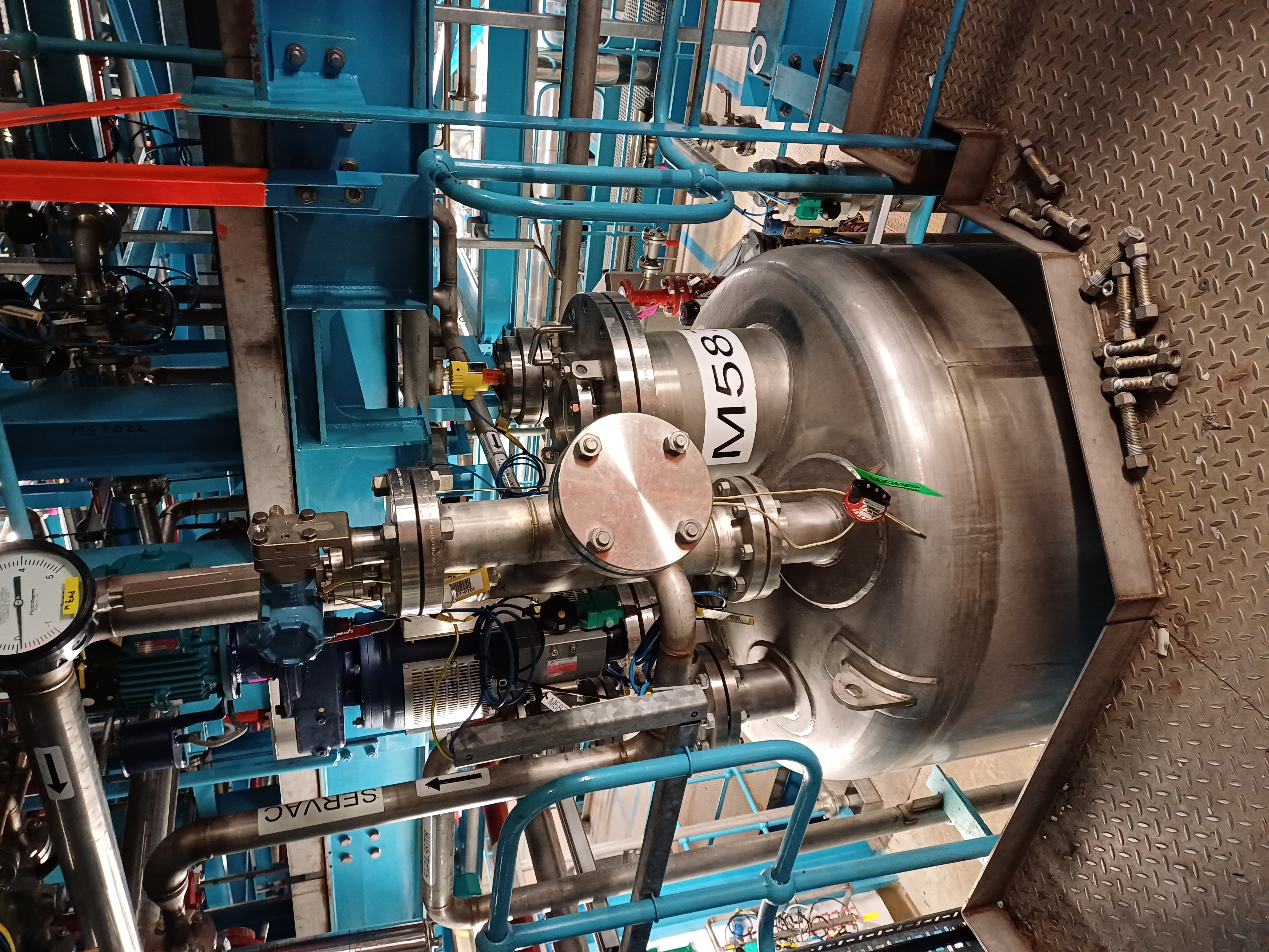 Stainless Steel 316L Sinclair Stainless Fabrications LTD. Off Center Agitated Tank - IPP# 242578