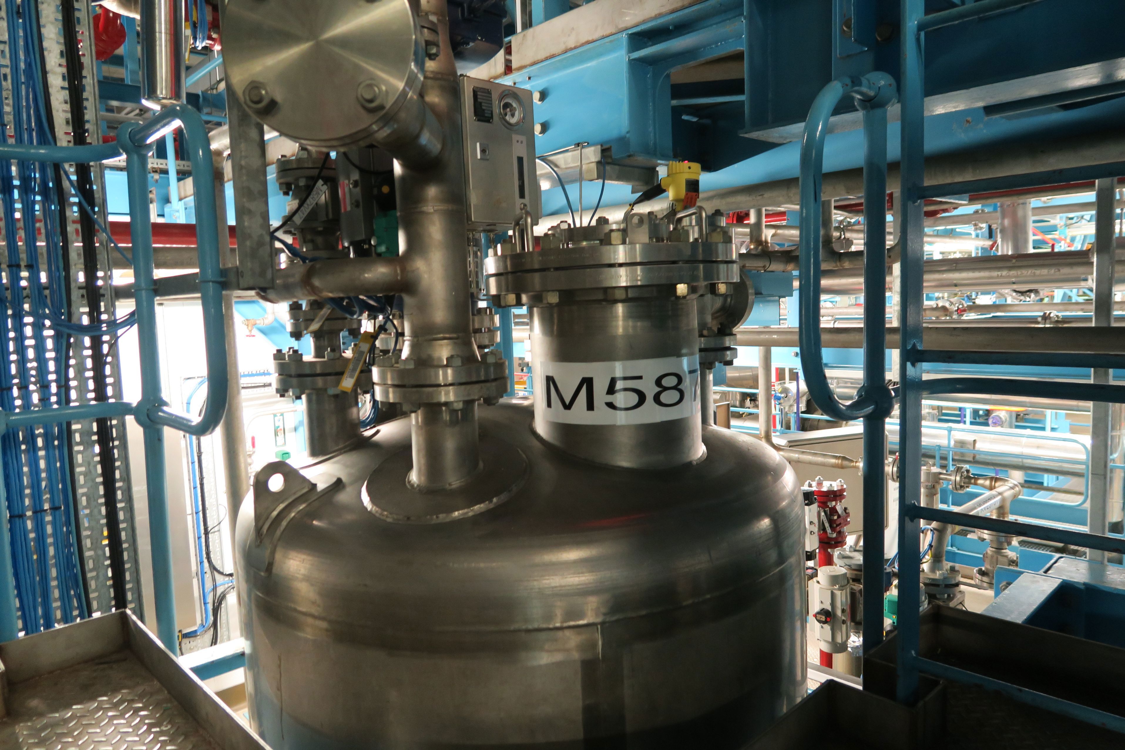 Stainless Steel 316L Sinclair Stainless Fabrications LTD. Off Center Agitated Tank - IPP# 242578