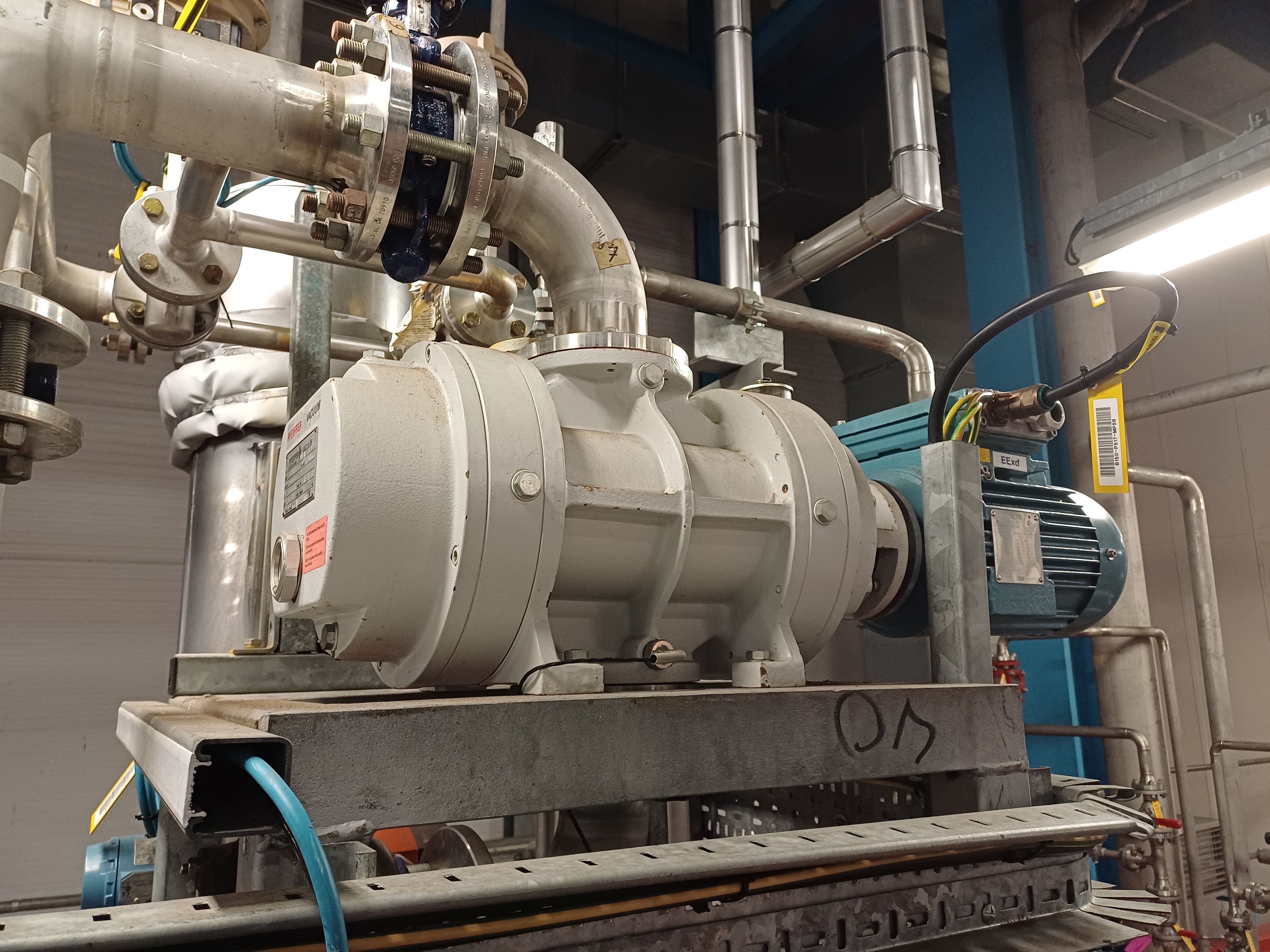  260 m3/h (153 CFM) Stainless Steel 316  Pump-Vacuum For Sale - IPP# 243042