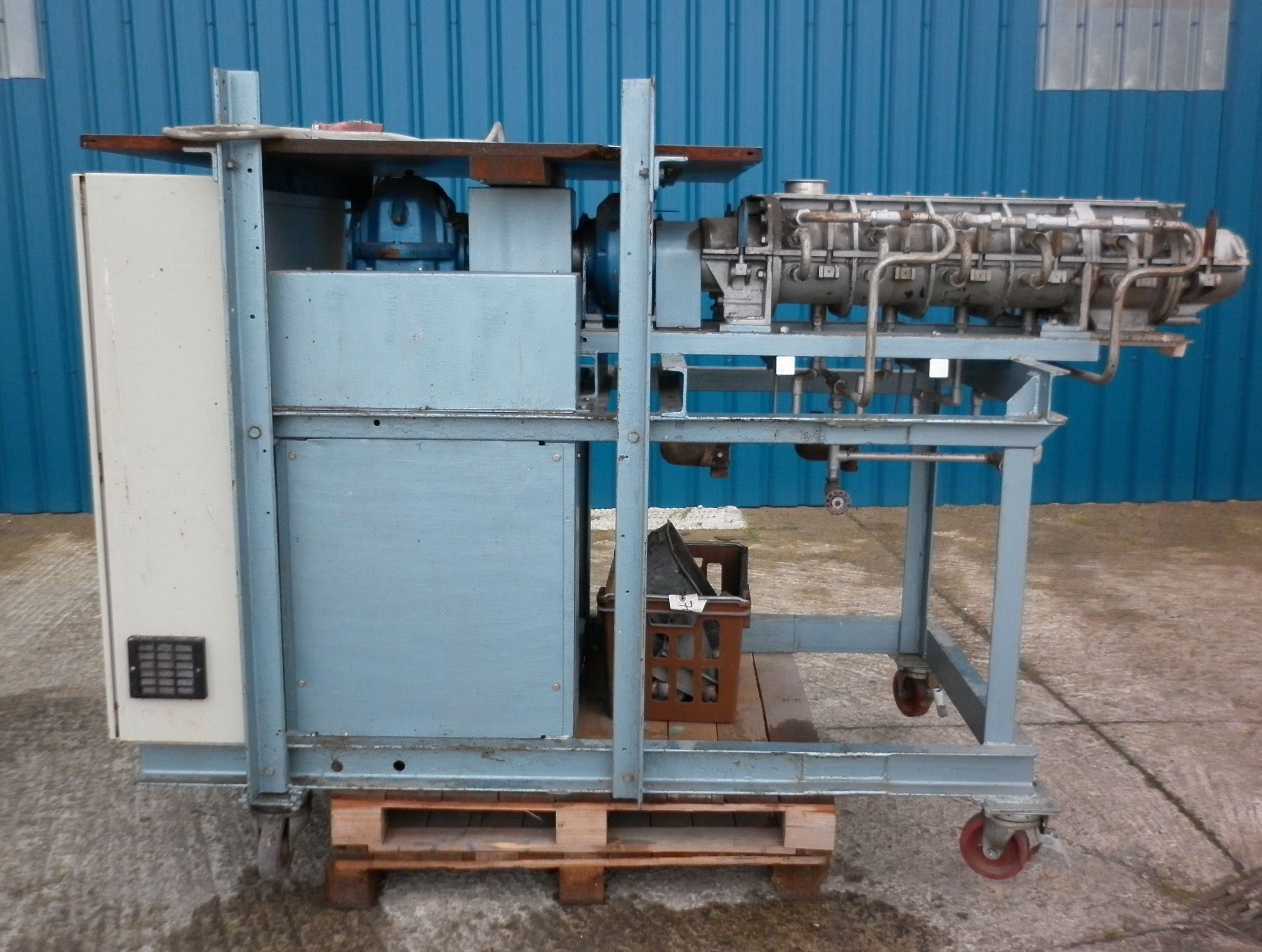 IPP# 704681, 7.5 kW (10.1 HP)  Stainless Steel 316  Mixer-Continuous For Sale