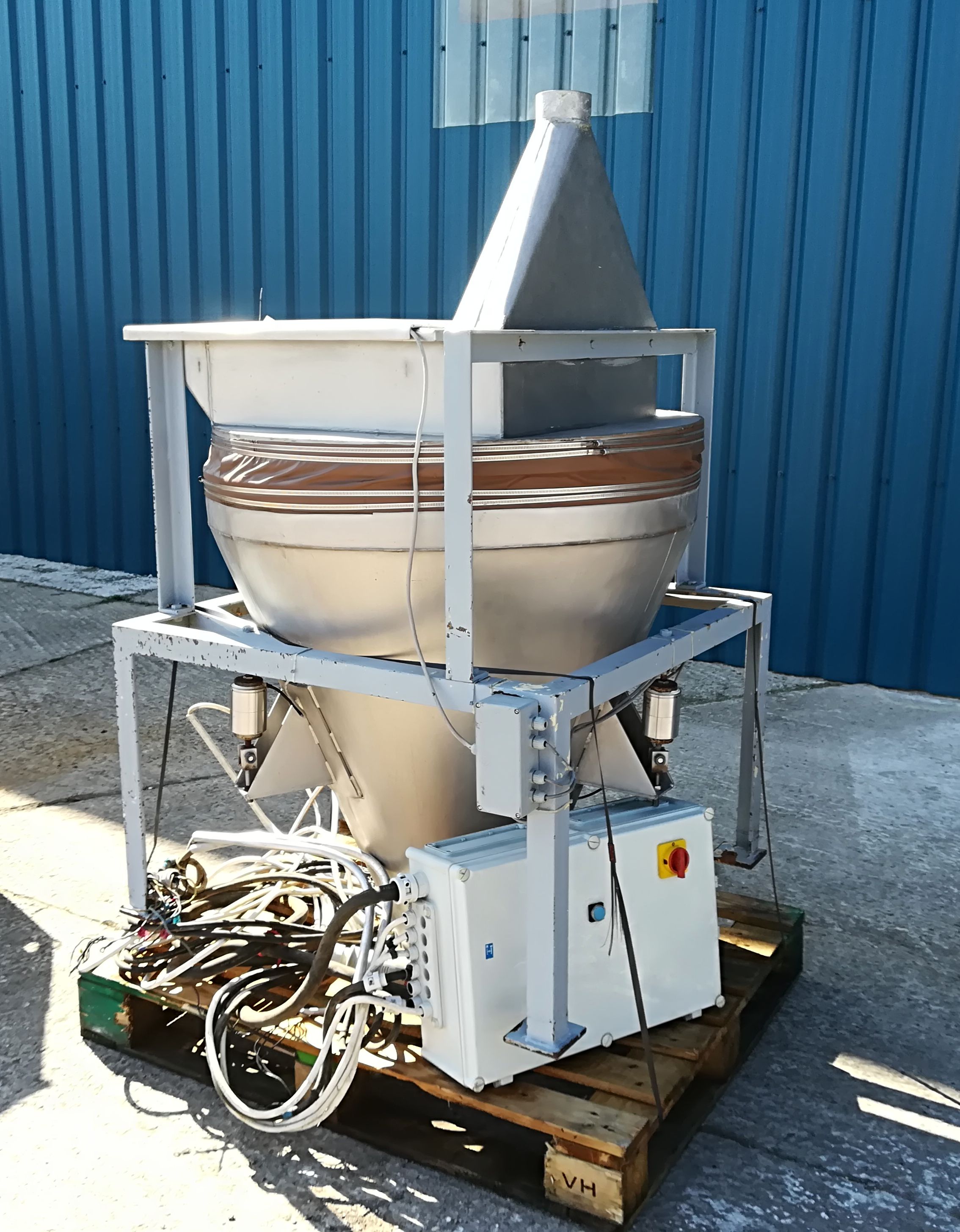 IPP# 704868, 1.2 m3 (42.4 ft3)  Stainless Steel 316  Mixer-Ribbon & Paddle For Sale