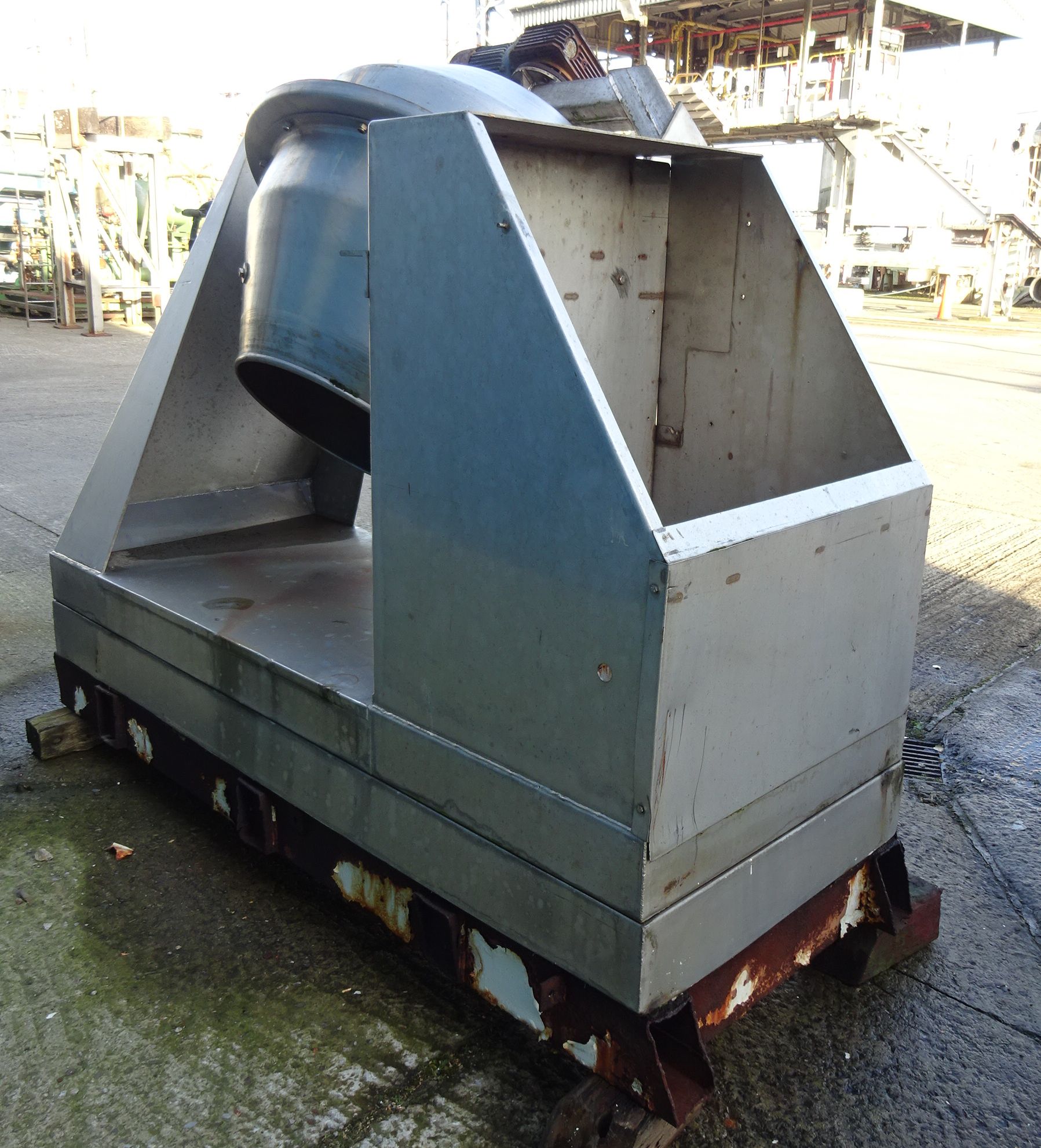 IPP# 706277, 0.5 m3 (17.7 ft3)  Stainless Steel 316  Mixer-Munson and Rotating For Sale