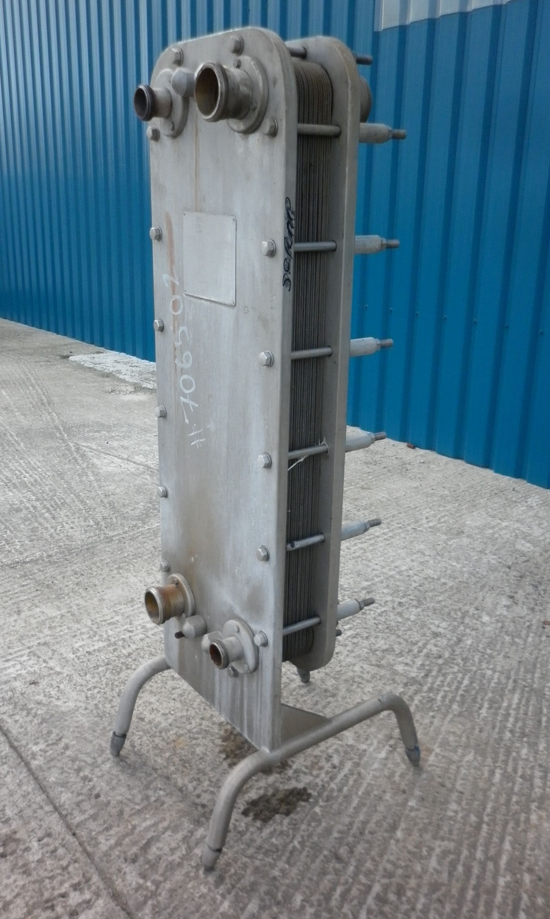 IPP# 706502, 7 m² (75.3 ft²)  Stainless Steel 304 Plate and Frame Heat Exchanger For Sale