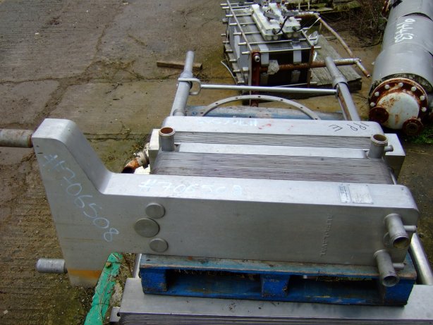 IPP# 706508, 9 m² (96.4 ft²)  Stainless Steel 304 Plate and Frame Heat Exchanger For Sale