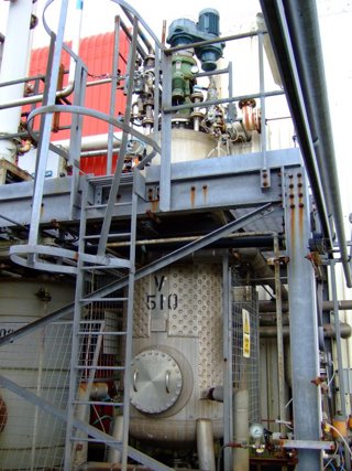  Stainless Steel 316 Batch-Type Agitated Reactor