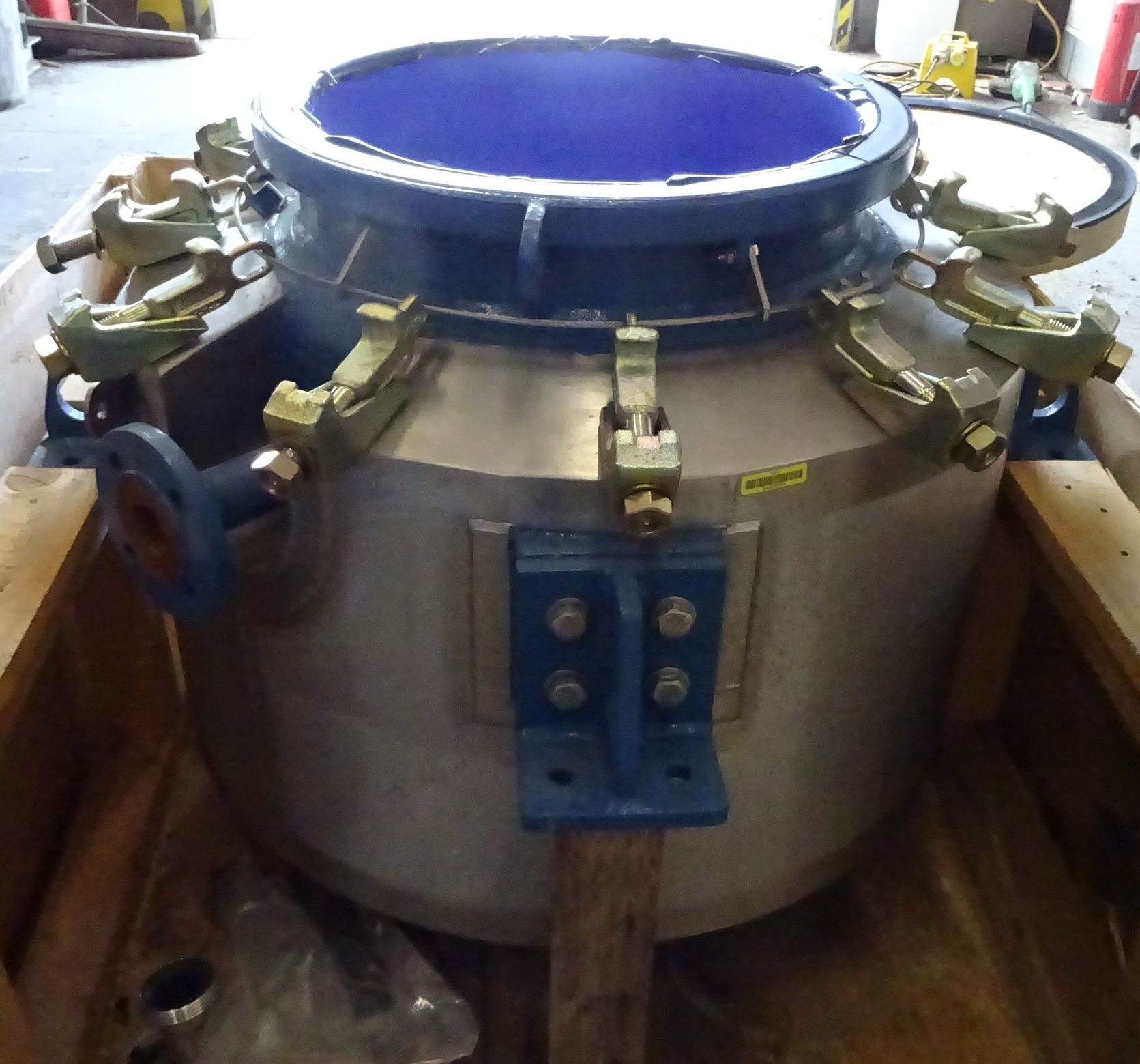 IPP# 706869, 100 L (26.4 gallons) Unused Glasslined Batch-Type Agitated Reactor For Sale