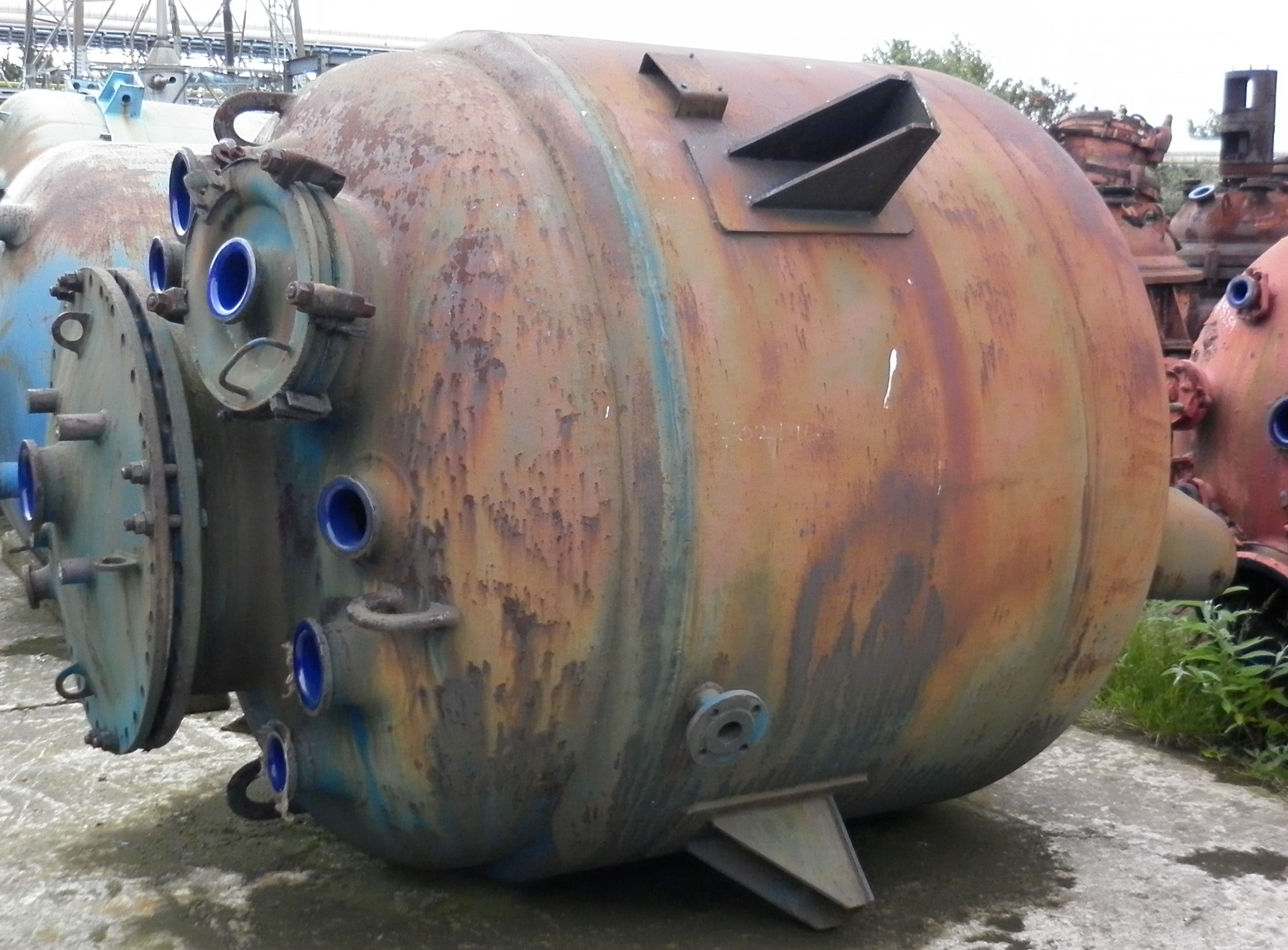 IPP# 702196, 4,000 L (1,057 gallons)  Glasslined Batch-Type Agitated Reactor For Sale