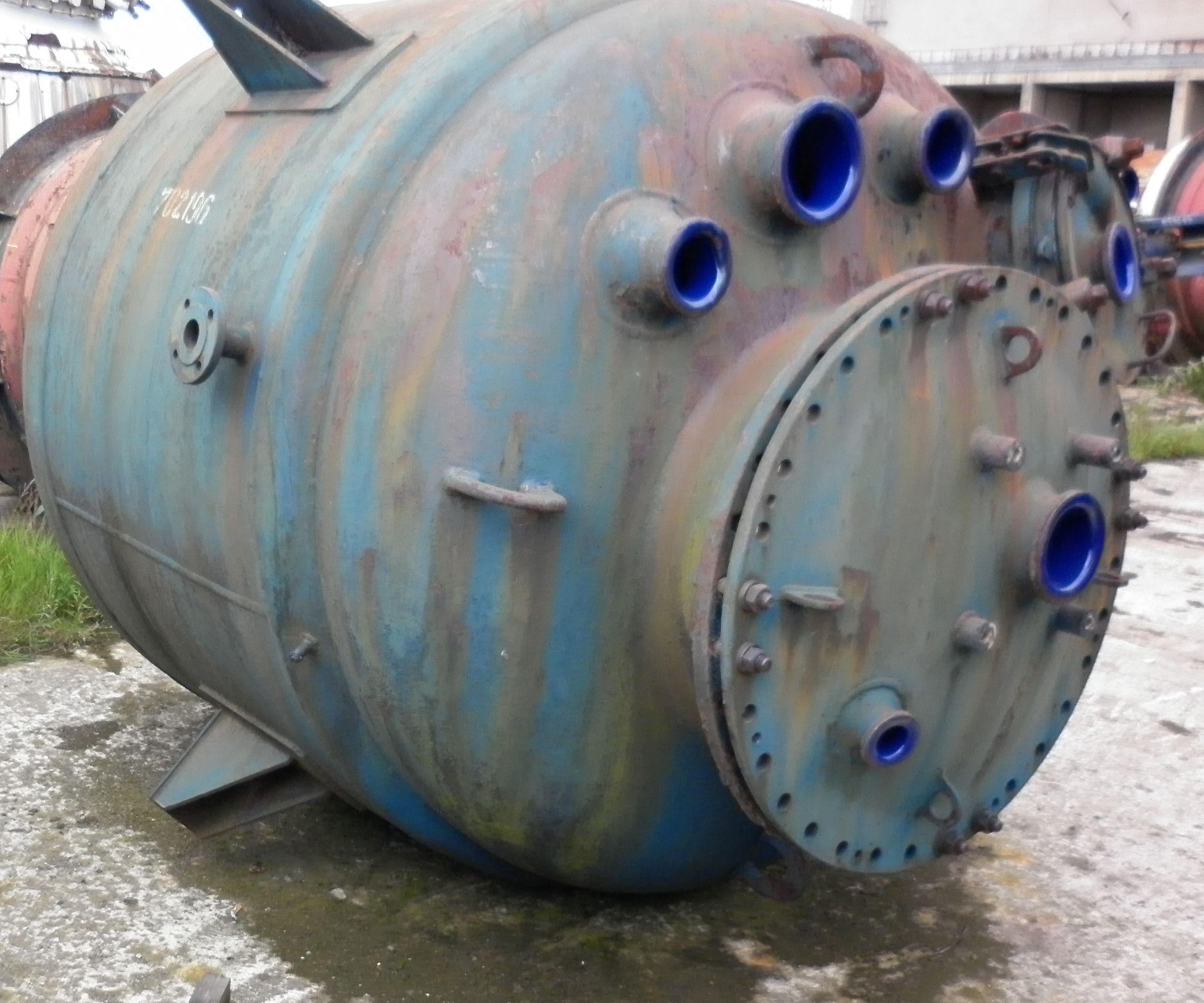 IPP# 702196, 4,000 L (1,057 gallons)  Glasslined Batch-Type Agitated Reactor For Sale