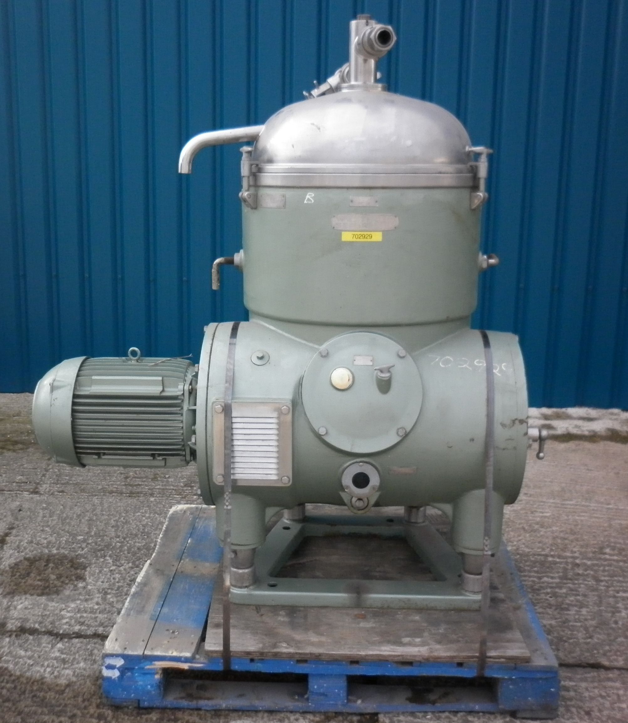 IPP# 702929, 15 kW (20.1 HP)  Stainless Steel 316  Centrifuge-Disc Bowl For Sale