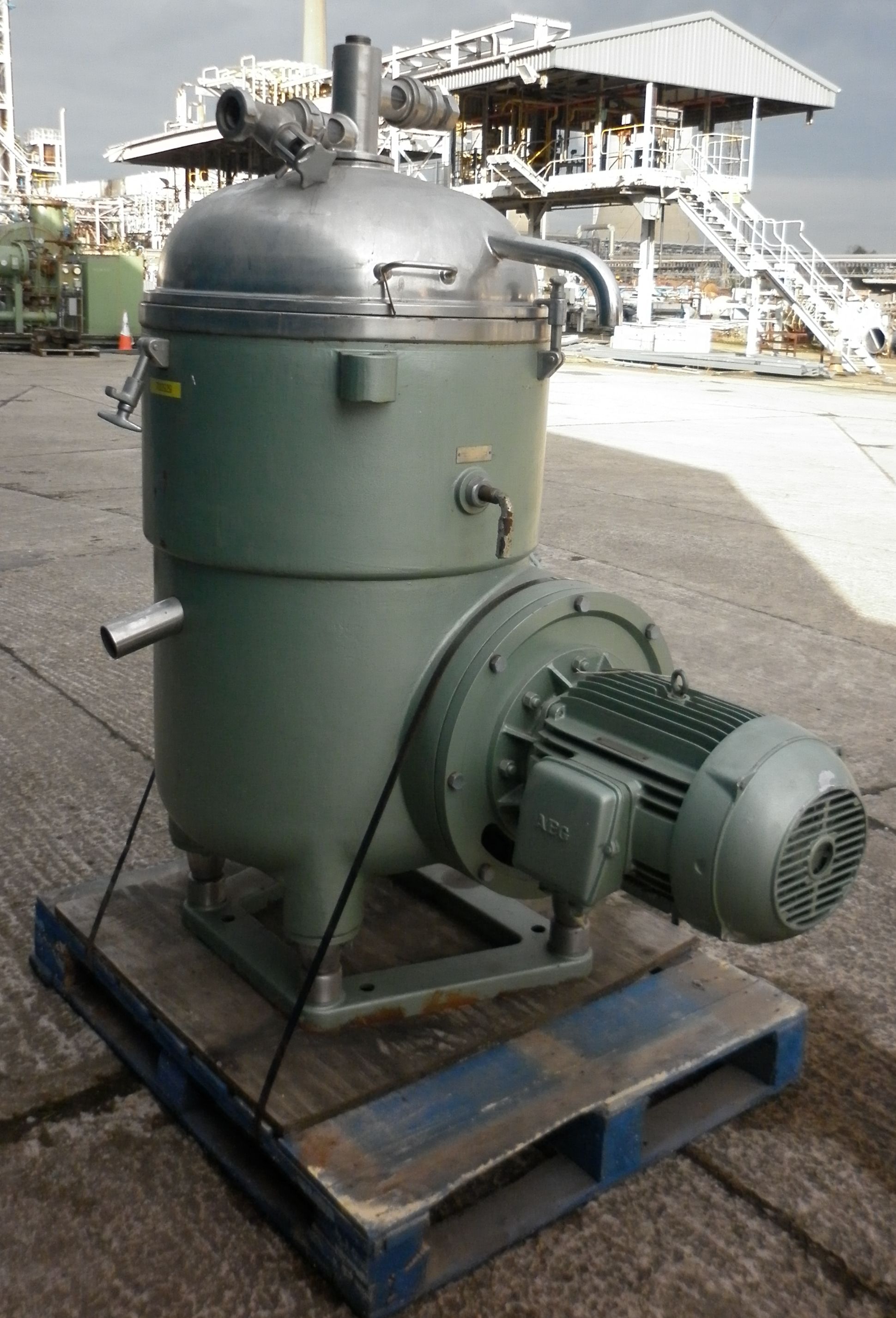 IPP# 702929, 15 kW (20.1 HP)  Stainless Steel 316  Centrifuge-Disc Bowl For Sale