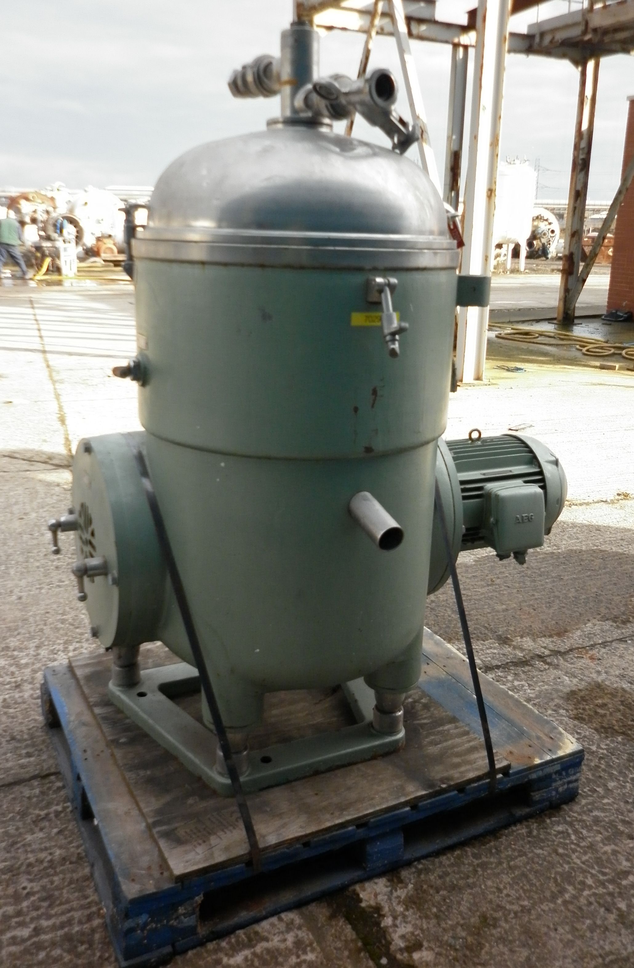 IPP# 702929, 15 kW (20.1 HP)  Stainless Steel 316  Centrifuge-Disc Bowl For Sale