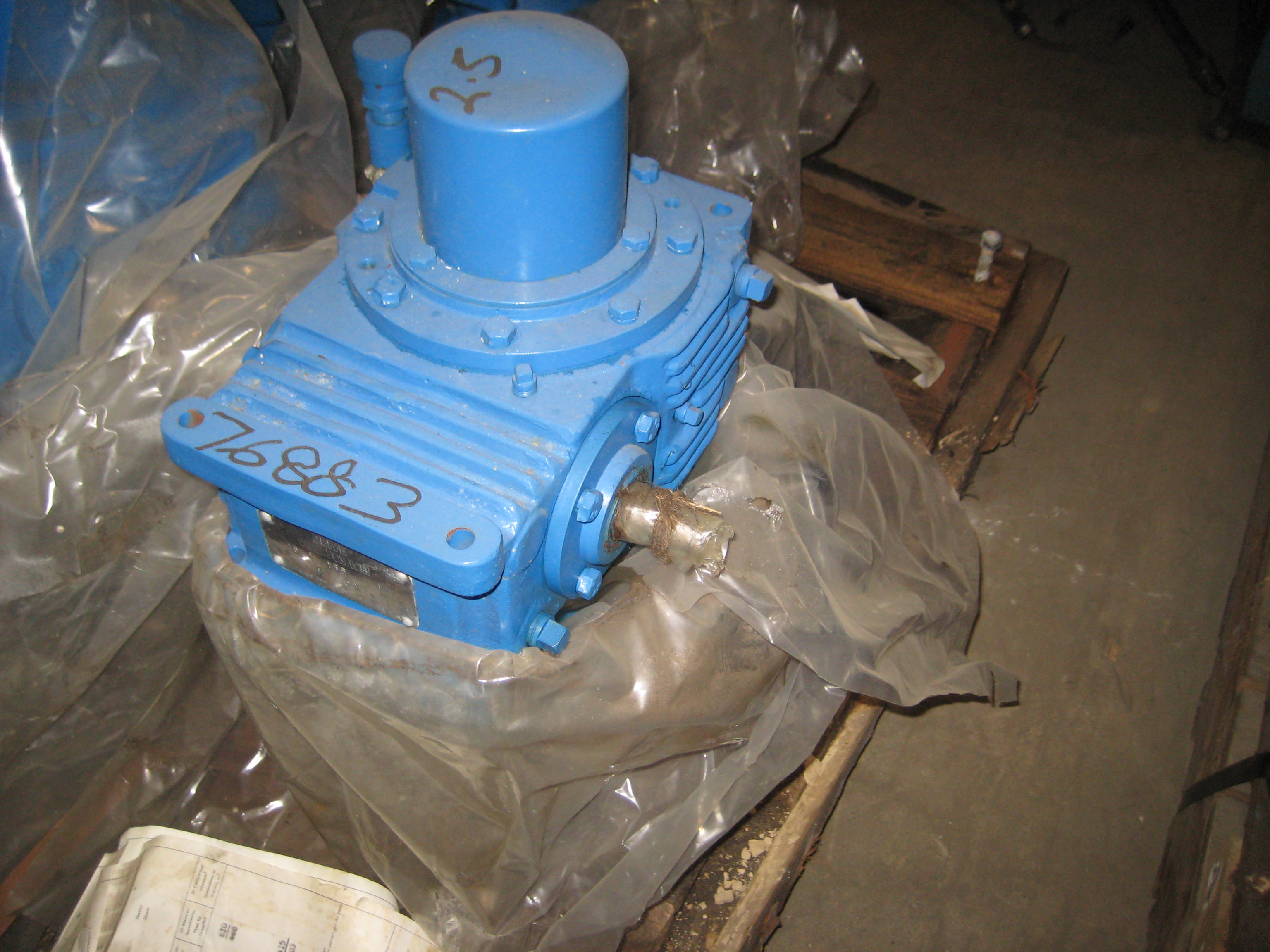 IPP# 76883,  Unused  Glass Drives Agitator For Sale