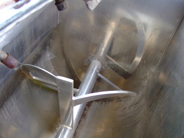 IPP# 78681, 2.6 m3 (91.8 ft3)  Stainless Steel 304  Mixer-Ribbon & Paddle For Sale