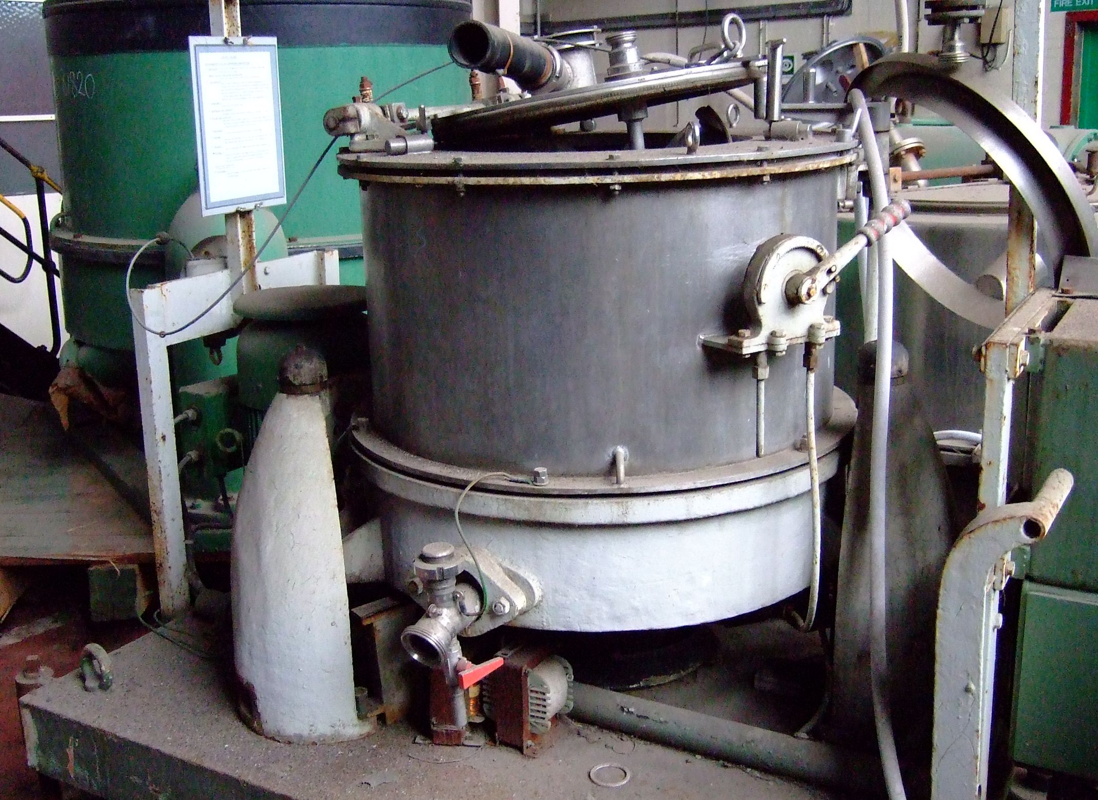 IPP# 94493, 700 mm (27.6 in)  Stainless Steel 316 Manual Discharge-Top Centrifuge-Basket For Sale