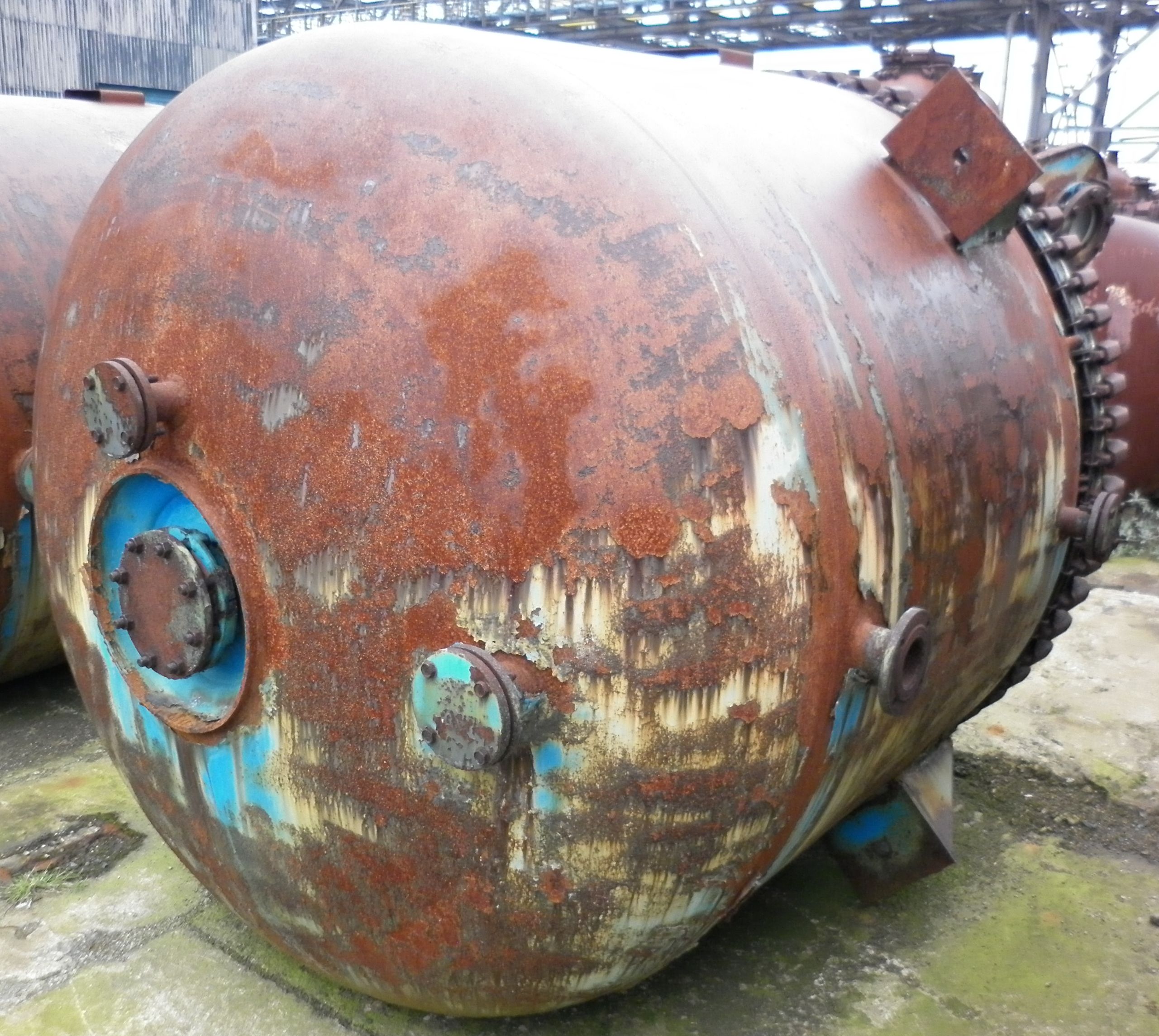 IPP# 95699, 11,356 L (3,000 gallons) Unused Glasslined Batch-Type Agitated Reactor For Sale